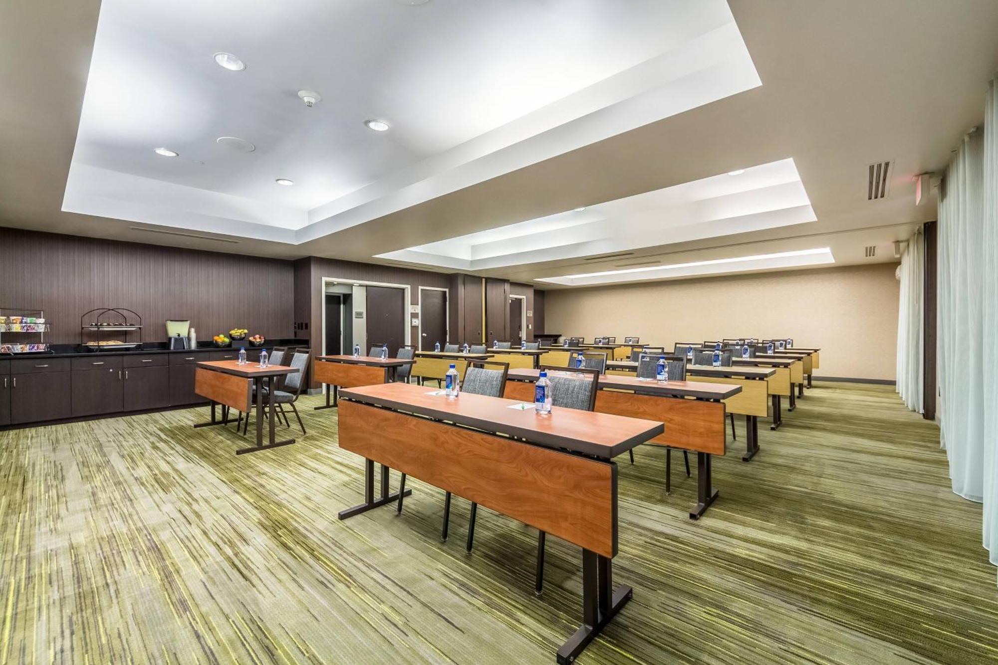 Courtyard Dallas Dfw Airport South/Irving Ngoại thất bức ảnh