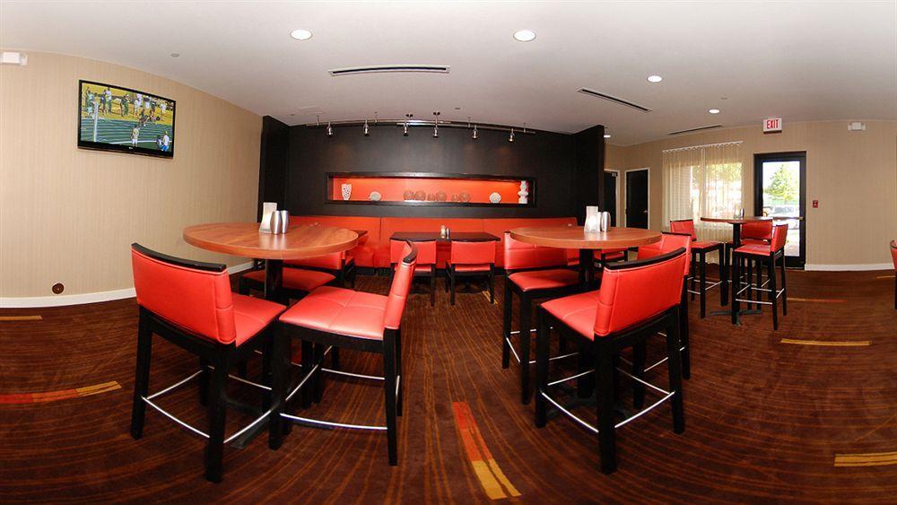 Courtyard Dallas Dfw Airport South/Irving Ngoại thất bức ảnh